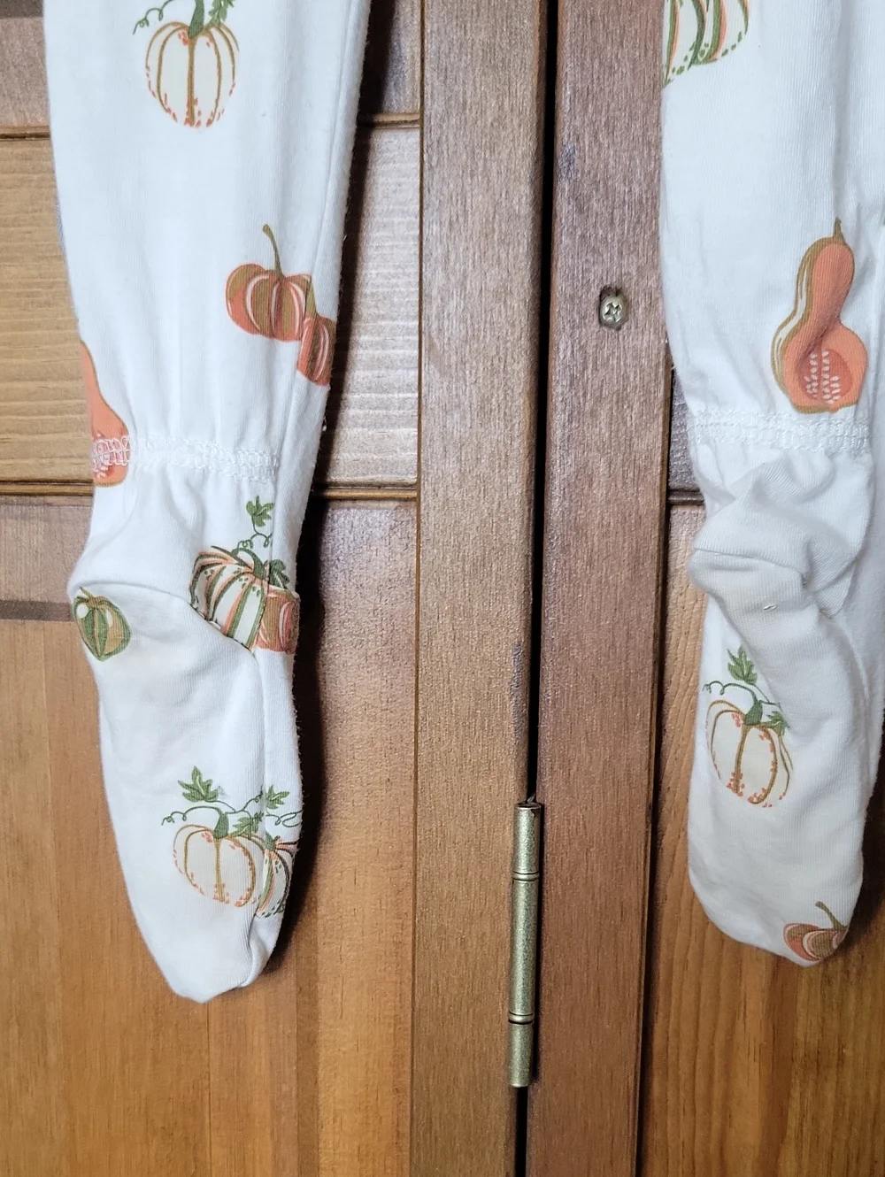 Kyte BABY White Footed One-Piece Pajama with Pumpkin & Gourd Print Sz 18-24M